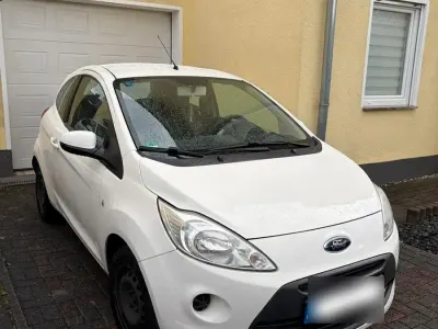 Gebraucht Ford Ka 69 PS (50 kW) 2013 Weiß Kleinwagen