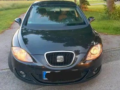 Gebraucht Seat Leon 102 PS (75 kW) 2008 Schwarz Kleinwagen