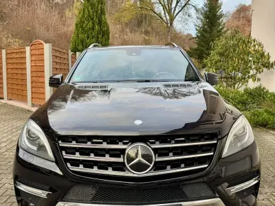 Gebraucht Mercedes ML350 AMG Edition 1 258 PS (189 kW) 2012 Schwarz SUV