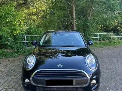 Gebraucht Mini ONE 102 PS (75 kW) 2019 Schwarz Kleinwagen