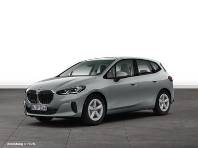 Grau Gebraucht 2025 BMW 220 Active Tourer Van / Kleinbus | 32.378 € (Guter Preis)