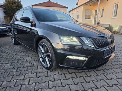 Schwarz Gebraucht 2020 Skoda Octavia RS Kombi | 24.990 € (Fairer Preis)