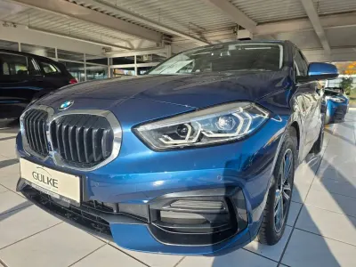 Gebraucht BMW 118 Sport Line 136 PS (100 kW) 2022 Blau Kleinwagen