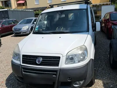 Gebraucht Fiat Doblò 120 PS (88 kW) 2008 Weiß Van / Kleinbus