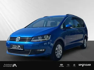 Gebraucht VW Sharan Comfortline 150 PS (110 kW) 2018 Ravennablau metallic Van / Kleinbus