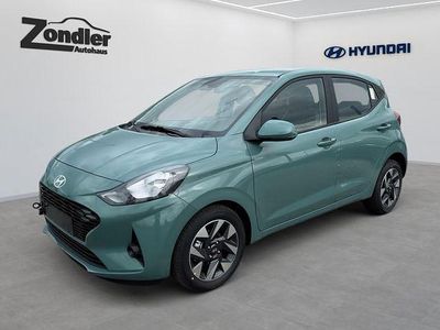 Gebraucht Hyundai i10 Trend 63 PS (46 kW) 2025 Grün Kleinwagen