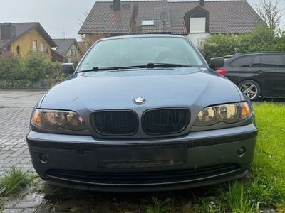 gebraucht BMW 318 i Klimaautomatik/ AHK/ TÜV 09/2025