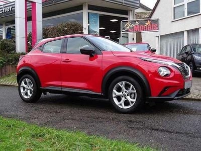 Gebraucht Nissan Juke Acenta 117 PS (86 kW) 2020 Z10 rot SUV