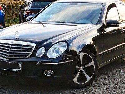 Mercedes 220