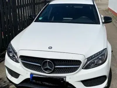 Gebraucht Mercedes C450 AMG AMG 367 PS (269 kW) 2016 Weiß Limousine