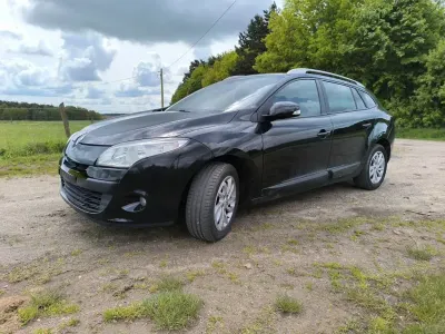 Gebraucht Renault Mégane III 116 PS (85 kW) 2013 Schwarz Limousine