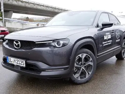 Gebraucht Mazda MX30 Makoto 170 PS (125 kW) 2023 Machine gray SUV