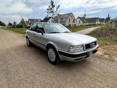 Second-hand Audi 80 75 CP (55 kW) 1992 Argintiu Berlinǎ