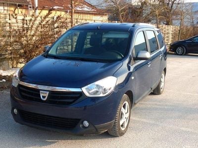 Gebraucht Dacia Lodgy Celebration 107 PS (78 kW) 2015 Blau Van / Kleinbus