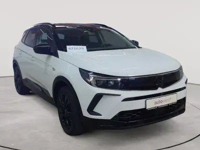 Gebraucht Opel Grandland X GS Line 131 PS (96 kW) 2022 Jade weiß SUV