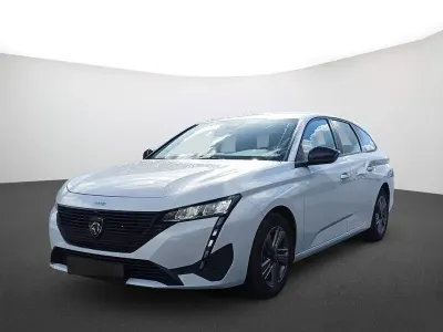 Gebraucht Peugeot 308 SW Active 131 PS (96 kW) 2024 Weiß Kombi