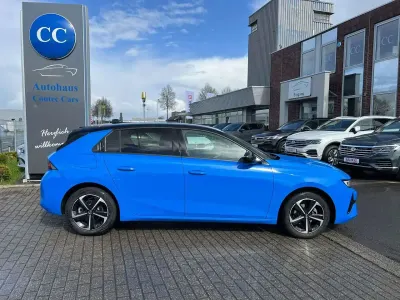 Gebraucht Opel Astra 131 PS (96 kW) 2025 Blau Kleinwagen