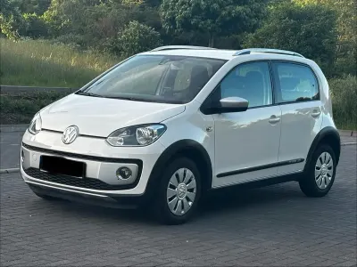 Gebraucht VW up! 75 PS (55 kW) 2014 Weiß Kleinwagen