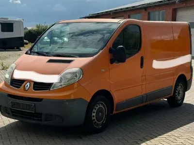 Brugt Renault Trafic 90 HK (66 kW) 2008 Orange MPV