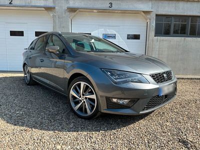 gebraucht Seat Leon ST FR 184PS *DSG*RFK*ACC*Pano*Sound*LED*