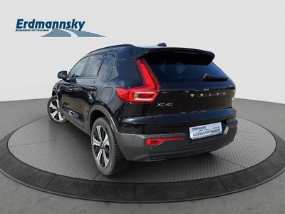 Gebraucht Volvo XC40 Core 169 kW (231 PS) 2023 Onyx black (schwarz) SUV
