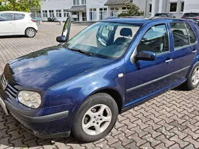 Gebraucht VW Golf IV 75 PS (55 kW) 2001 Blau Limousine