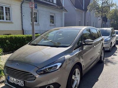 Usata Ford S-MAX Titanium 179 CV (131 kW) 2016 Marrone Monovolume