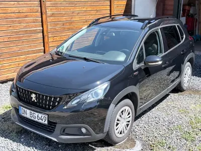 Gebraucht Peugeot 2008 GT-line 131 PS (96 kW) 2017 Schwarz SUV