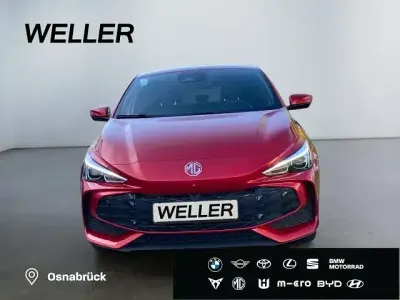 Begagnad MG MG3 Luxury 194 HK (142 kW) 2025 Röd Halvkombi
