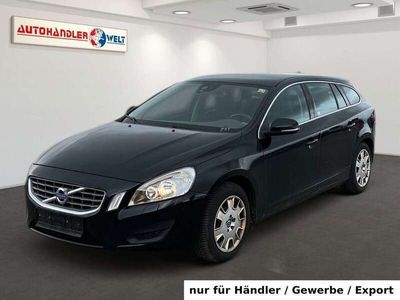 gebraucht Volvo V60 1.6d Kombi Momentum