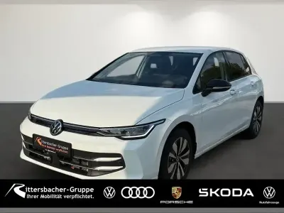 Gebraucht VW Golf VIII Goal 150 PS (110 kW) 2025 Pure white Limousine