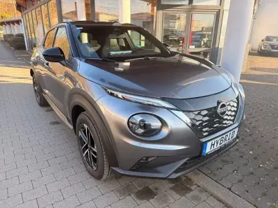Neu Nissan Juke N-Connecta 143 PS (105 kW) 2026 Grau SUV