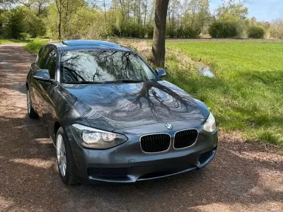 Brugt BMW 114 2012 Grå Hatchback