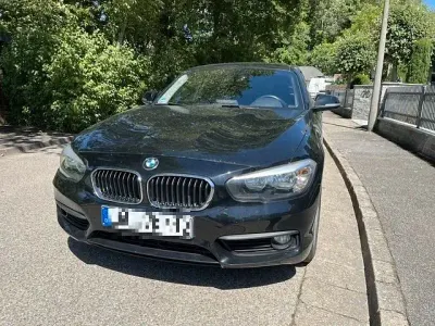 Gebraucht BMW 116 Advantage 109 PS (80 kW) 2016 Schwarz Kleinwagen