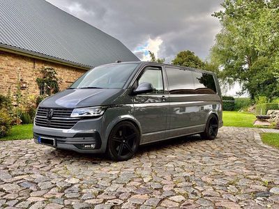 Usado VW Multivan 150 HP (110 kW) 2021 Cinzento Monovolume