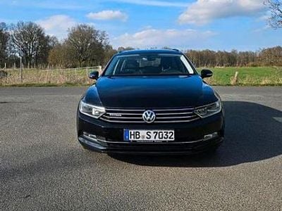 Schwarz Gebraucht 2015 VW Passat Kombi | 10.250 € (Guter Preis)