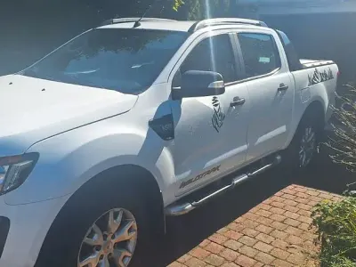 Gebraucht Ford Ranger 200 PS (147 kW) 2014 Weiß Pickup