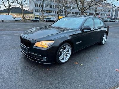 BMW 730