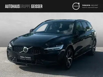 Gebraucht Volvo V60 Plus 197 PS (144 kW) 2025 Schwarz Kombi