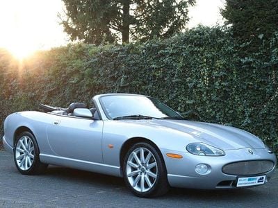 Jaguar XK8