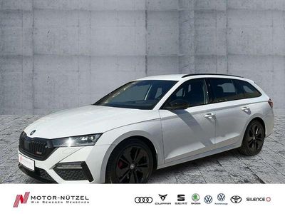Moonweiss metallic Gebraucht 2022 Skoda Octavia RS Kombi | 23.950 € (Fairer Preis)