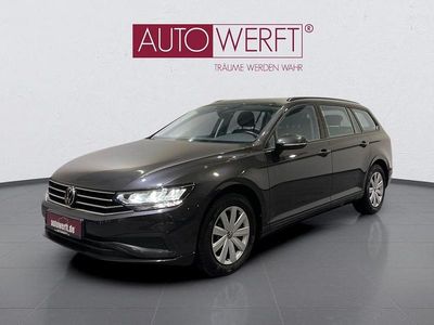 Gebraucht VW Passat 150 PS (110 kW) 2022 Grau Kombi