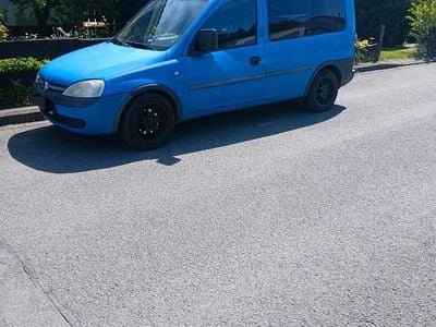 Occasion Opel Combo 87 ch (63 kW) 2003 Bleue Monospace