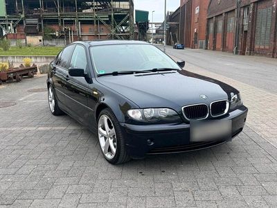 Second-hand BMW 316 143 CP (105 kW) 2005 Albastru Berlinǎ