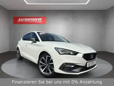 Gebraucht Seat Leon Design 150 PS (110 kW) 2021 Weiß Limousine