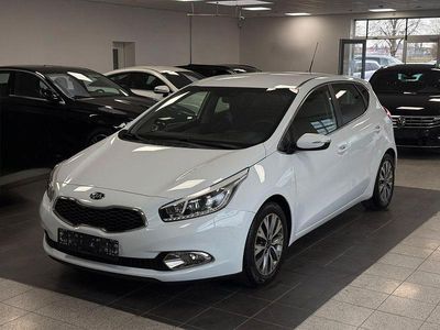 Gebraucht Kia Ceed Spirit 90 PS (66 kW) 2016 Weiß Kleinwagen