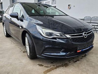 Gebraucht Opel Astra Innovation 136 PS (100 kW) 2019 Schwarz Kombi