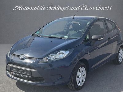 Gebraucht Ford Fiesta Ambiente 60 PS (44 kW) 2013 Blau Kleinwagen