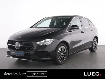 Gebraucht Mercedes E250 Progressive 163 PS (119 kW) 2023 Schwarz Limousine