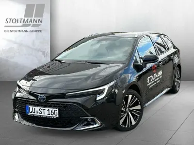 Neu Toyota Corolla 140 PS (102 kW) 2025 Schwarz Kombi